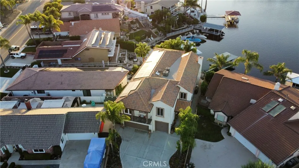 30385 South Fork Drive, Canyon Lake, California 92587 home-pic-43